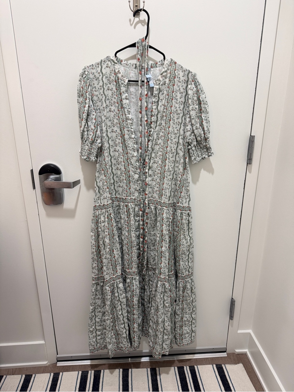 Hill House Short Sleeve Yara Dress in Provence Floral/Green Multi
